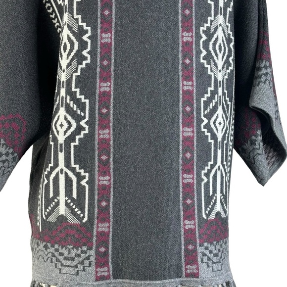 Tyler Boe Bohemian Aztec Pattern Open Front Cardigan with Fringe Size Small NEW - Picture 6 of 16